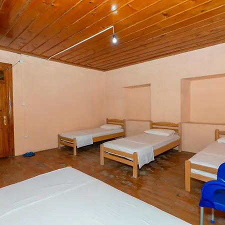 Shen Klementi Hotel *