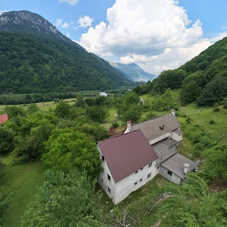 Shen Klementi Hotell