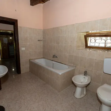 Shen Klementi Hotell *