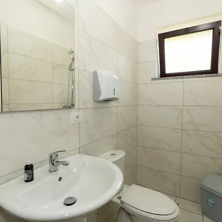 Shen Klementi Hotel Vermosh